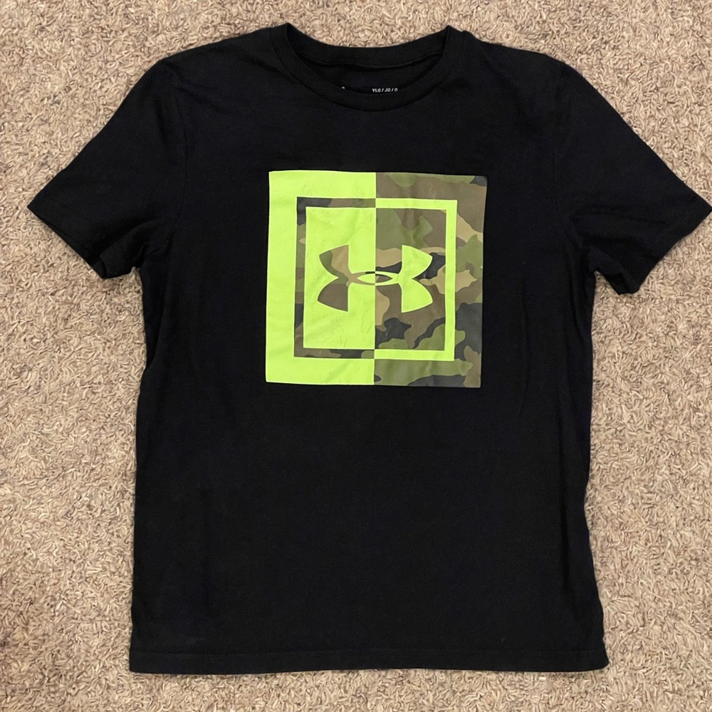 Boys Under Armour Camo T-Shirt, Youth L